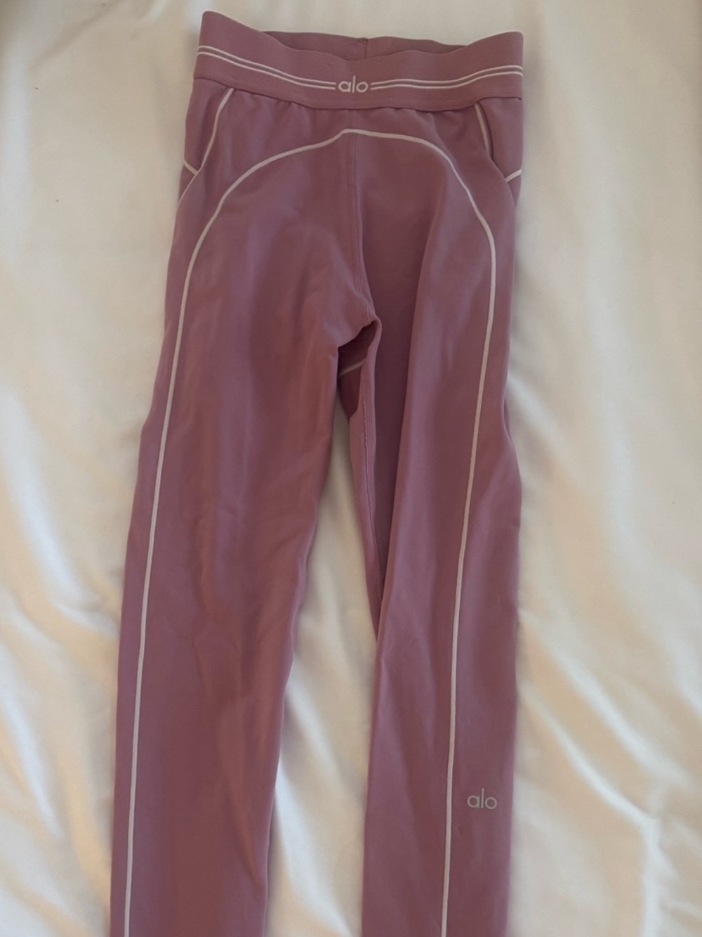 alo// airbrush heartthrob leggings